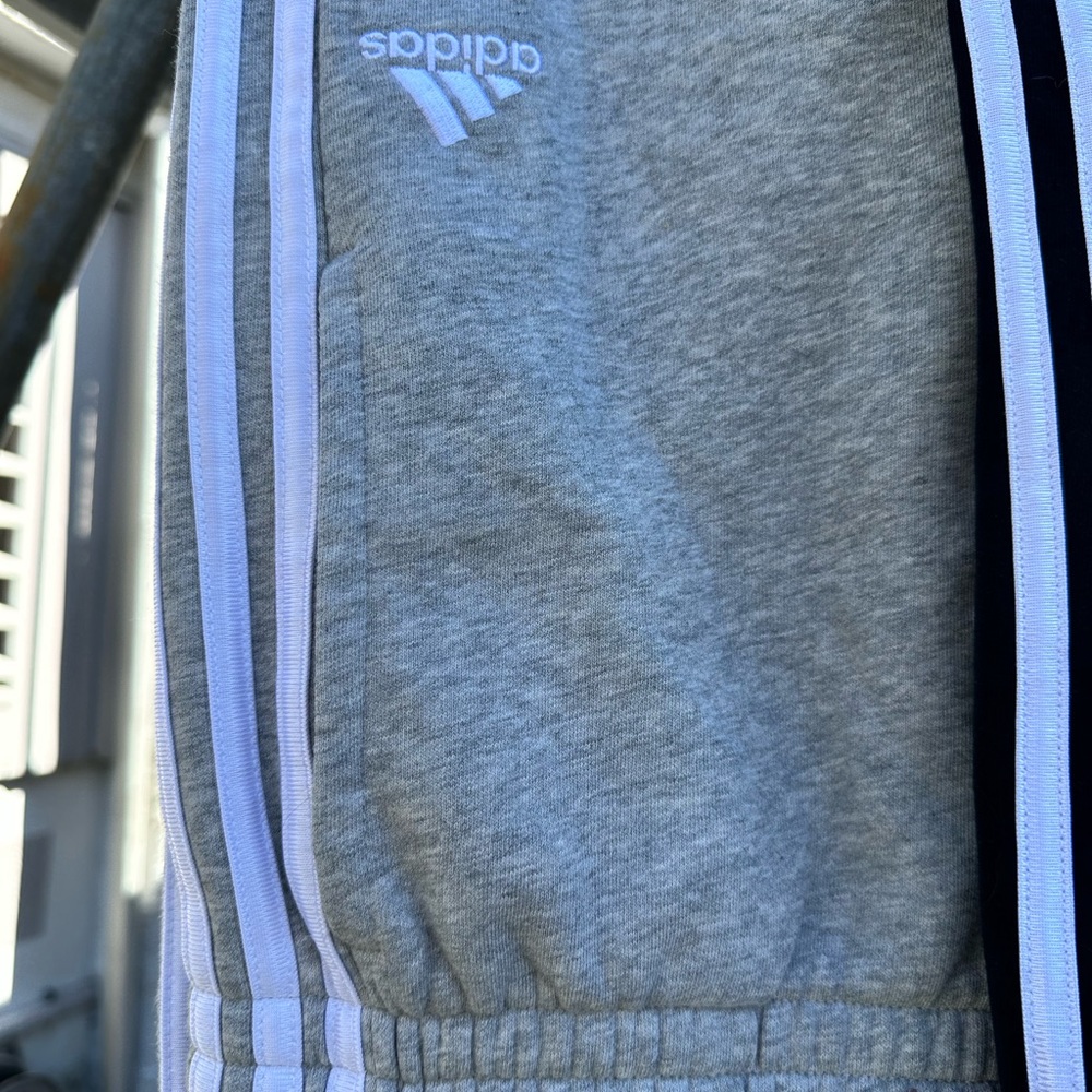 Grey boys/girls Adidas sweats